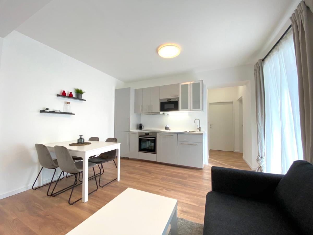 White Inn - Ferienwohnung Mit Terrasse Mürzzuschlag Extérieur photo