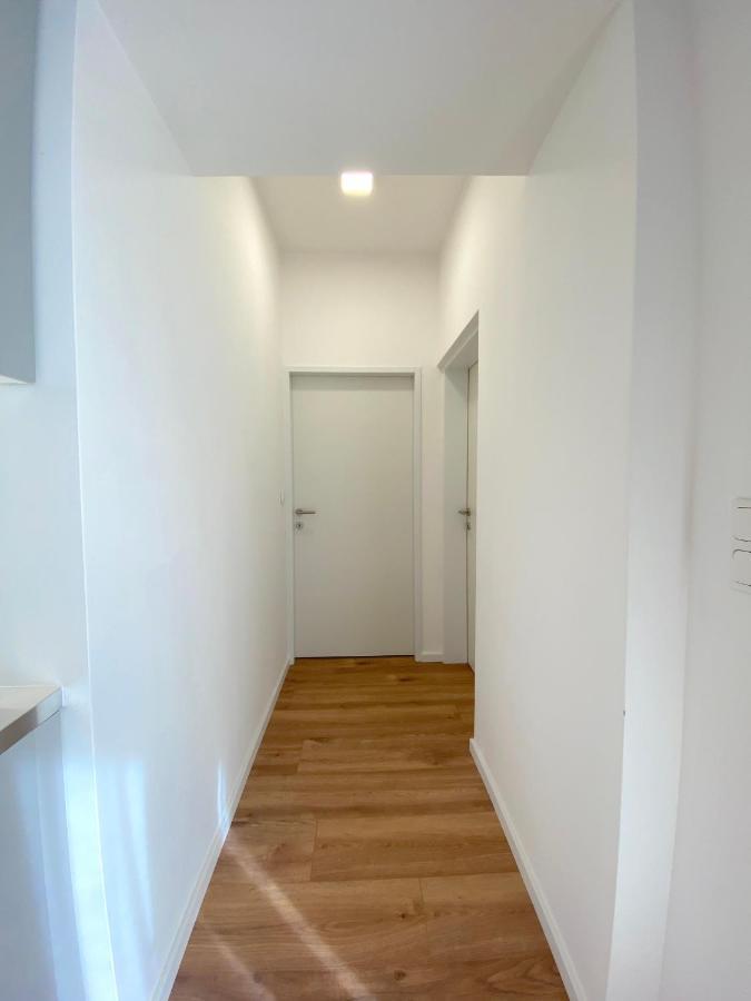White Inn - Ferienwohnung Mit Terrasse Mürzzuschlag Extérieur photo